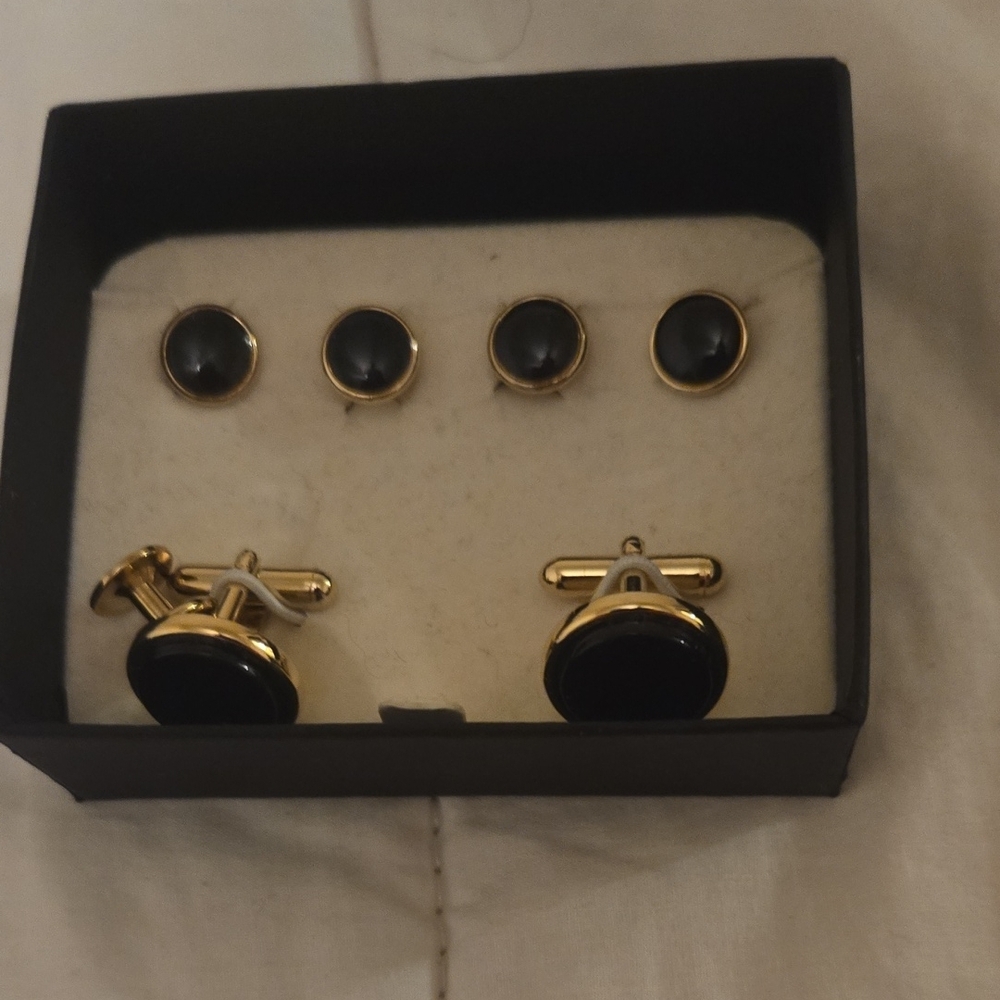 Elegant Black and Gold Cufflink Set